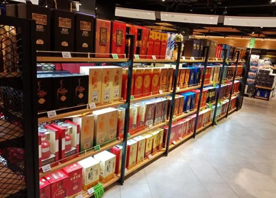 酒香不怕巷子深，這5款超市白酒當紅無疑，純糧釀造，好喝不貴